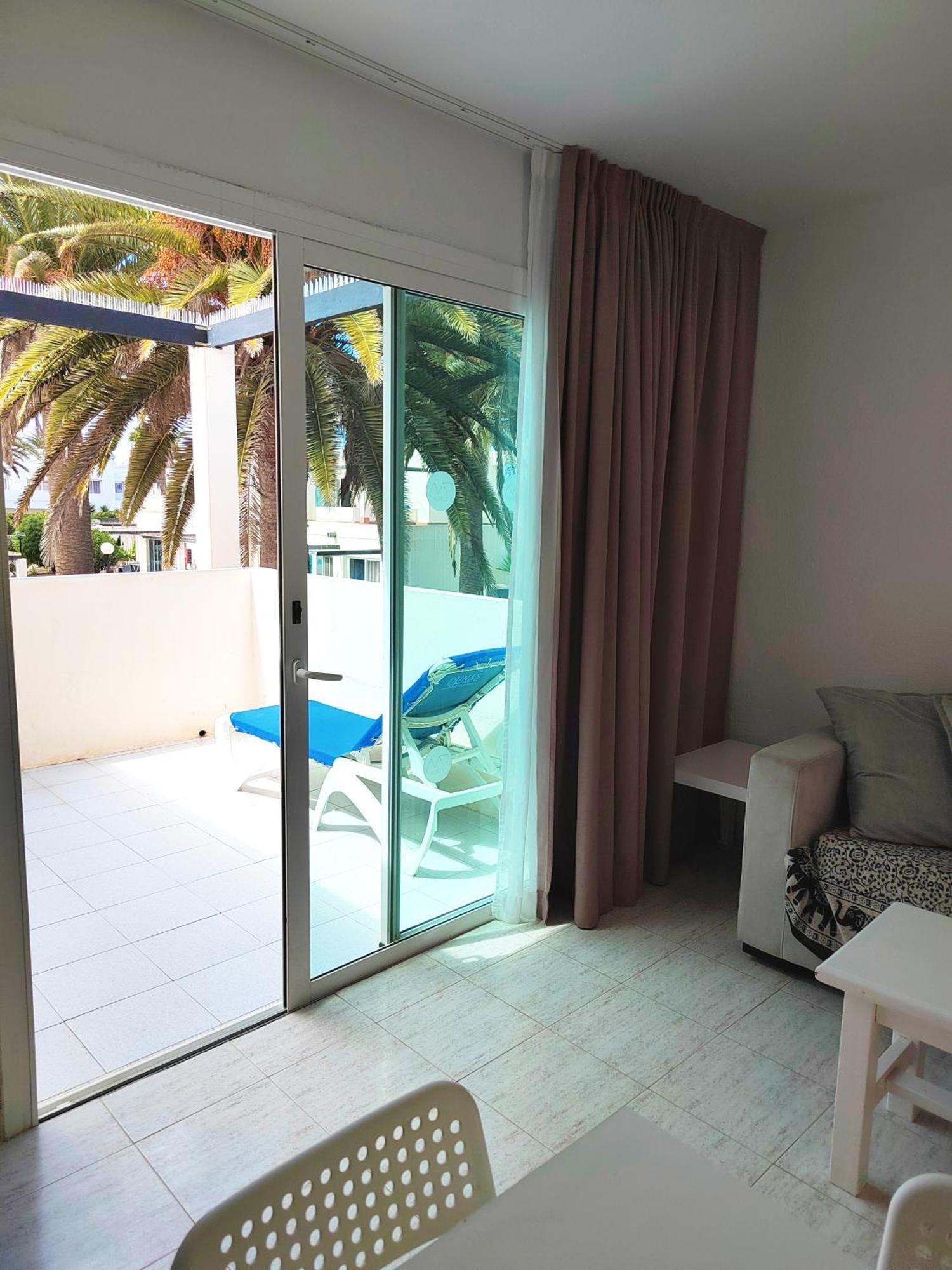 Апартаменты Alisios Playa, Pool View Коральео Экстерьер фото